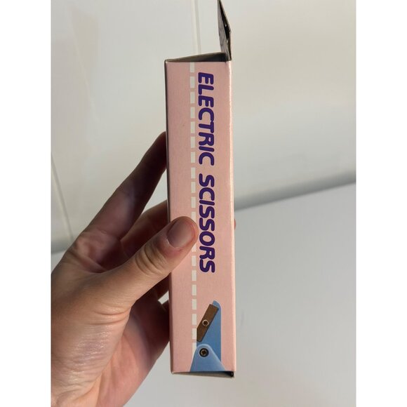 VTG Lavender Electric Scissors Cordless Fabric Cutter 60s/70s w/ Case Crafters - Picture 4 of 5